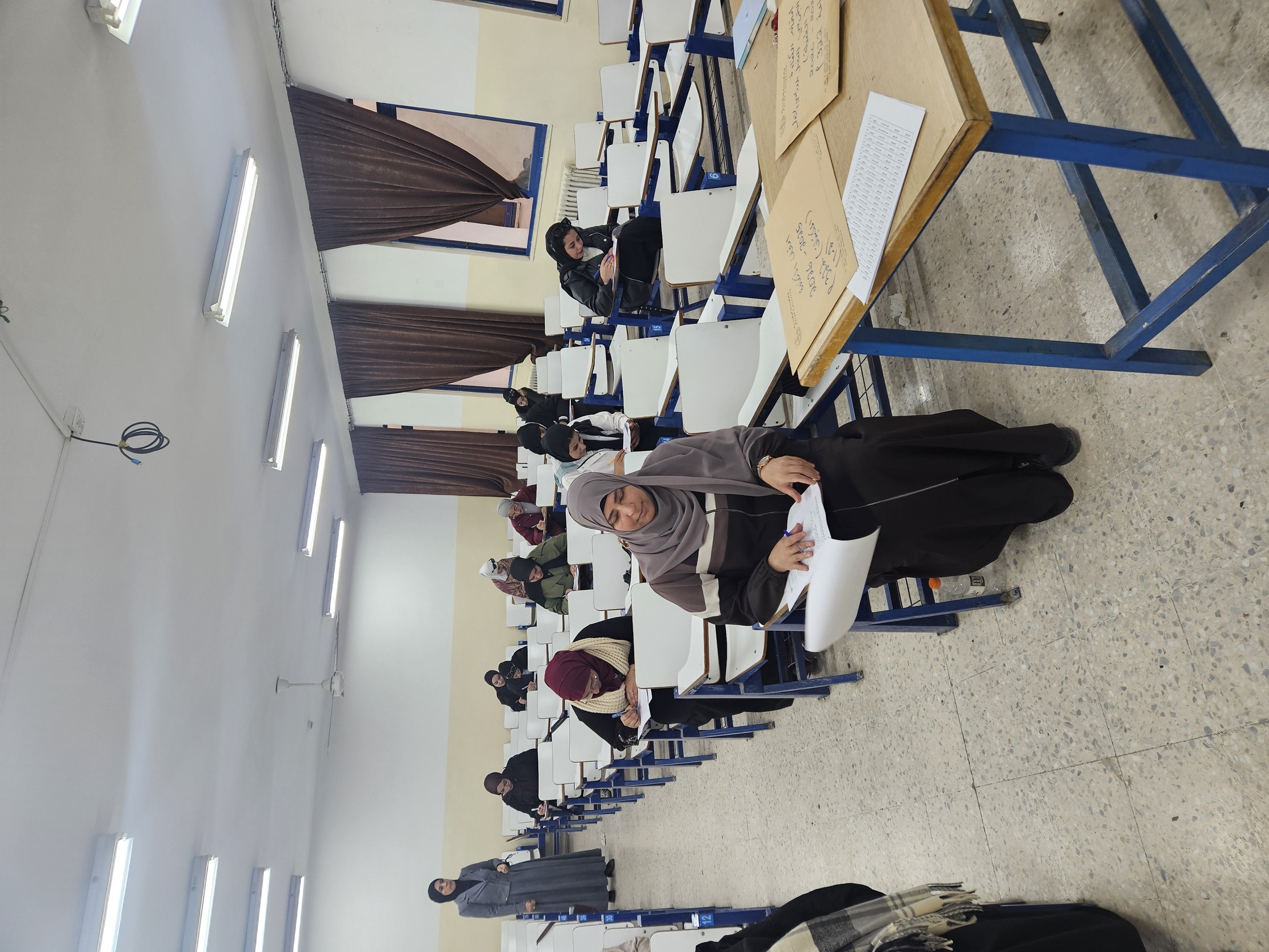  جامعة الزرقاء - كلية العلوم التربوية تعقد اختبارا تجريبيا لاختبار الكفاءة الجامعية