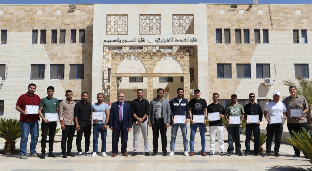 جامعة الزرقاء تعقد دورة تدريبية حول تكنولوجيا آلات الـ CNC المتقدمة