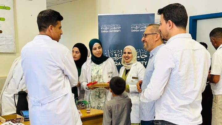 "صيدلة الزرقاء" تنظم يومًا توعويًا في مستشفى البادية الشمالية