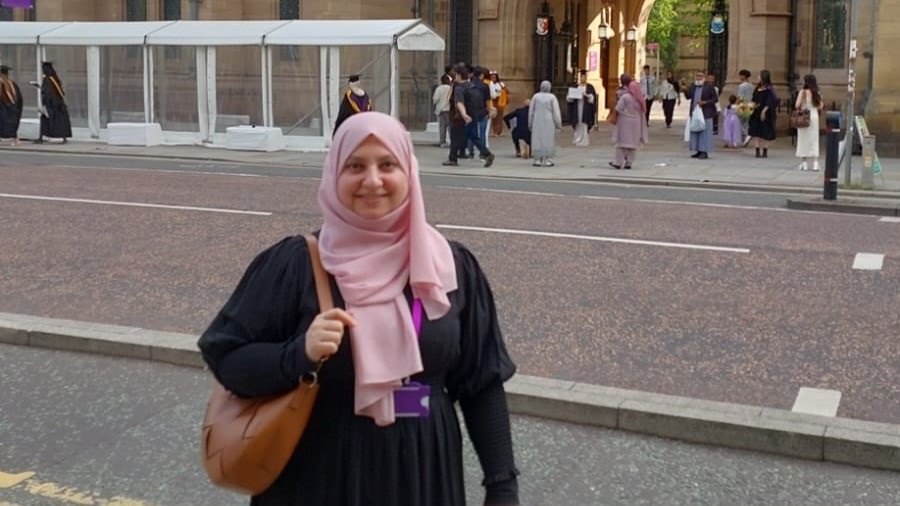أكاديمية من جامعة الزرقاء تنهي زيارة علمية إلى جامعة مانشستر