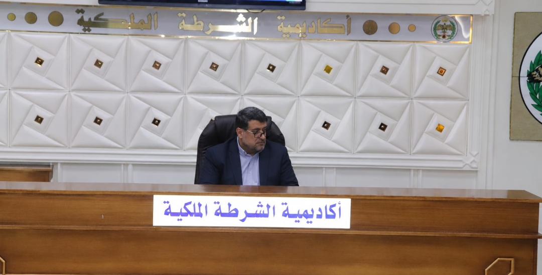جامعة الزرقاء تعزز شراكتها مع الأمن العام بمحاضرة حول القيادة الناجحة